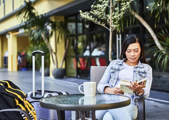 Ibis Budget Singapore Pearl